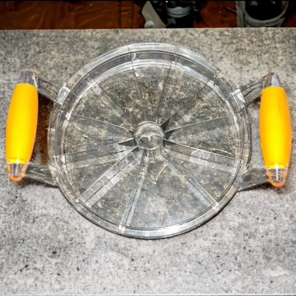 Slicer 🔎 Rare Find Elegant Lucite and Stainless Steel Pie Melon Farmhouse HP 🍭
